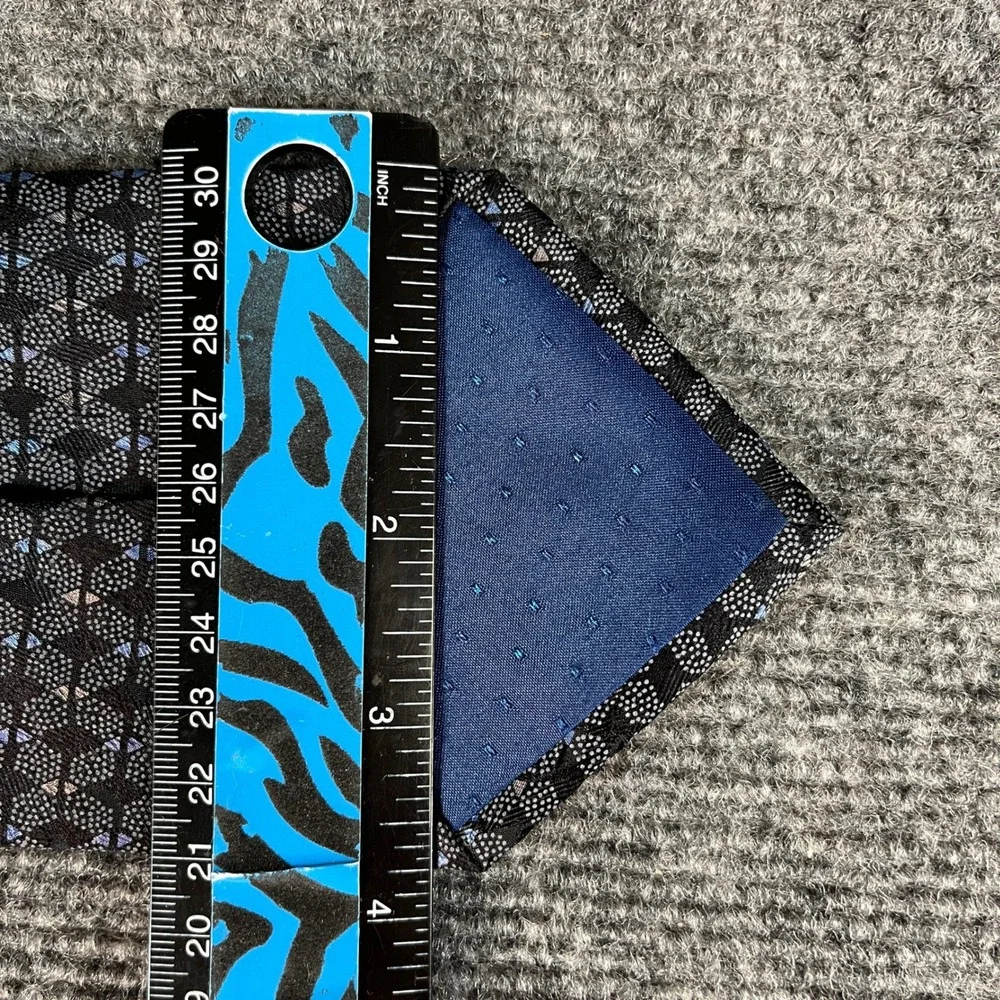 Cocktail Colors Mens Silk Necktie Black Blue Geometric Dotted Hand Made 4 x 59.5